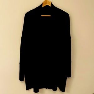 Lululemon Sit in Lotus Wrap II 100% Merino Wool Black